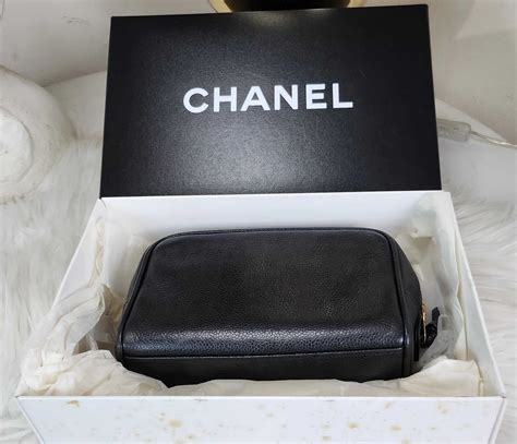 Chanel makeup bag 2023